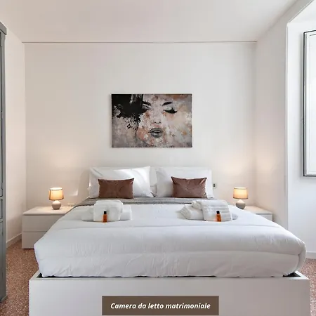 Frankie's House - Selection * Лечче