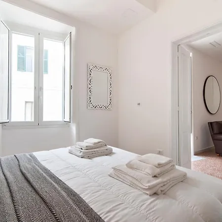 Frankie's House - Selection *