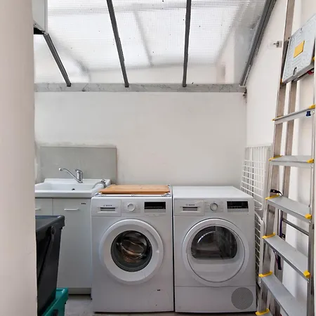 Frankie's House - Selection * Lecce