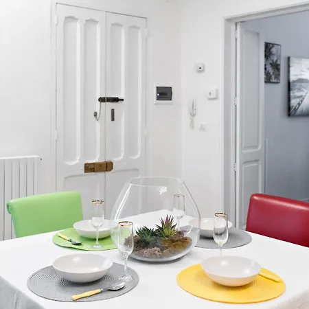 Frankie's House - Selection *