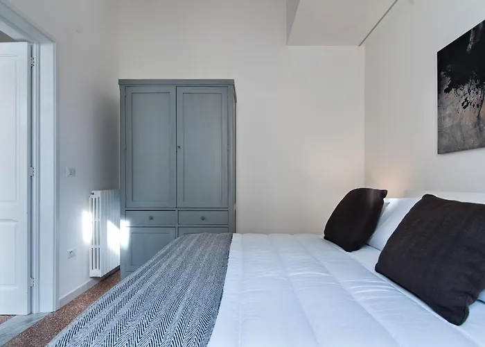 Frankie's House - Selection レッチェ